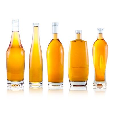 Συσκευή μπουκαλιών 750 ml για μπράντι ή ουίσκι με μοναδικό σχεδιασμό και επιφάνεια με ξύσιμο