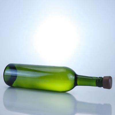 700 ml Αρχαίο πράσινο γυάλινο μπουκάλι για οινοπνευματώδη ποτά Ρουμ Τζιν λάδι και μπύρα υλικό βάσης γυαλί