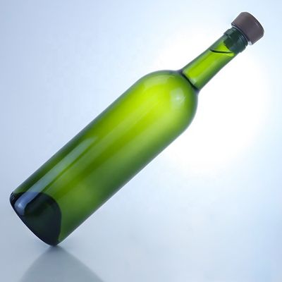 700 ml Αρχαίο πράσινο γυάλινο μπουκάλι για οινοπνευματώδη ποτά Ρουμ Τζιν λάδι και μπύρα υλικό βάσης γυαλί