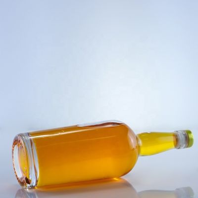 Διαυγές 750 ml Valiant γυάλινο μπουκάλι για μπύρα από διαυγές γυαλί