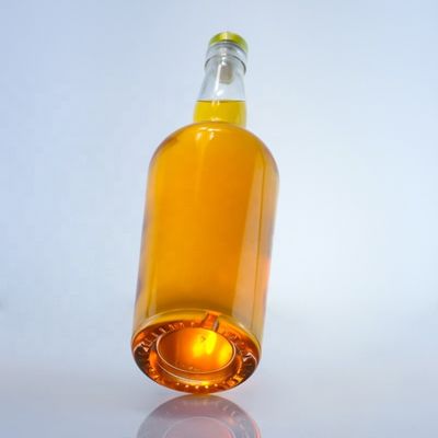 Διαυγές 750 ml Valiant γυάλινο μπουκάλι για μπύρα από διαυγές γυαλί