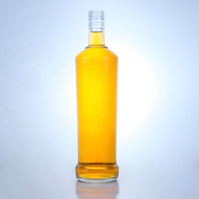Προσαρμοσμένο σχεδιασμό 750ml μπουκάλι γυαλιού ουίσκι με υλικό και καθαρό ή προσαρμοσμένο χρώμα