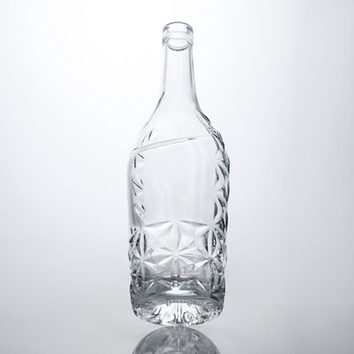 Προσαρμοσμένο σχήμα 750 ml Χρωμικό γυαλισμένο μετάξι εκτύπωση Πιεσμένο κρασί Σαμπάνια γυάλινο μπουκάλι με μεταλλικές ετικέτες