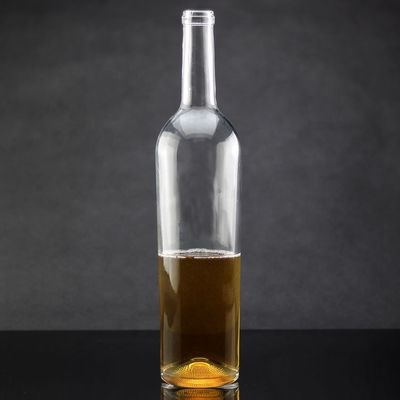 Φιαλίδια συσκευασίας ελαιολάδου με γυάλινο κολάρο με πολυγωνικό σχεδιασμό και κλείσιμο με φελλό
