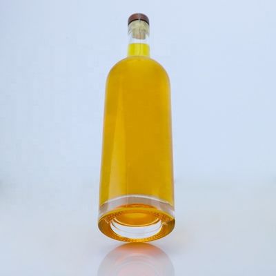 Διαυγές ή προσαρμοσμένο γυάλινο μπουκάλι μοναδικό 700 ml 750 ml για ουίσκι τεκίλα μπράντυ ρούμι τζιν