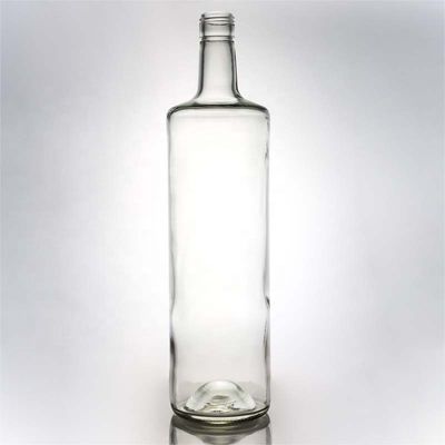 Διαφανές ή προσαρμοσμένο φελλό καπάκι 700 ml 750 ml στρογγυλό γυάλινο μπουκάλι για το Yuncheng Valiant