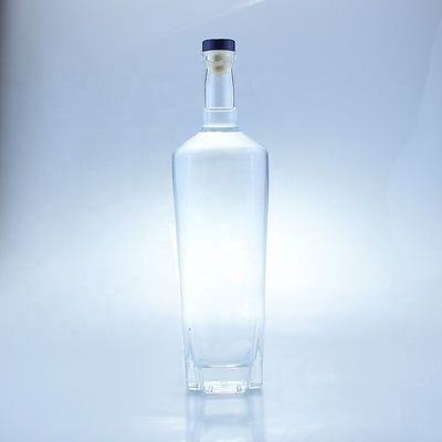 Γυάλινο μπουκάλι για οινοπνευματώδη ποτά 750 ml με φελλό σφραγίδα κενό