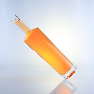 750 ml φιάλη από γυαλί με μακρύ λαιμό με φελλό και επιφανειακή επεξεργασία με ξύλο