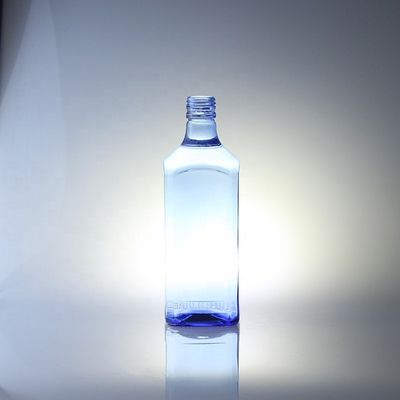 Το σχήμα του σπιτιού είναι 750 ml μπλε μπουκάλια γυαλιού για βότκα