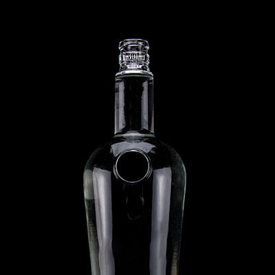 500ml700ml750mlΚαθαρό μπουκάλι ουίσκι με σούπερ φλινοειδές γυαλί