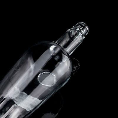 500ml700ml750mlΚαθαρό μπουκάλι ουίσκι με σούπερ φλινοειδές γυαλί
