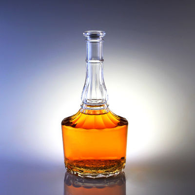 500 ml γυάλινο μπουκάλι με φελλό για ουίσκι βότκα οινοπνεύματα χαραγμένα σε μακρύ σβέρκο σχεδιασμό