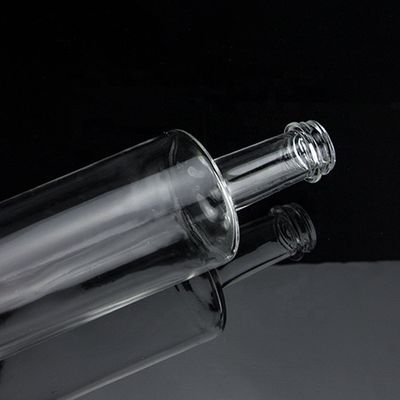 Μοναδικό σχεδιασμό 750ml με μακρύ λαιμό άδεια μπουκάλι βότκα με καπάκι με βίδα