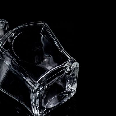 Διαυγές ή προσαρμοσμένο Super Flint Glass μπουκάλι ουίσκι 700ml 750ml με φελλό