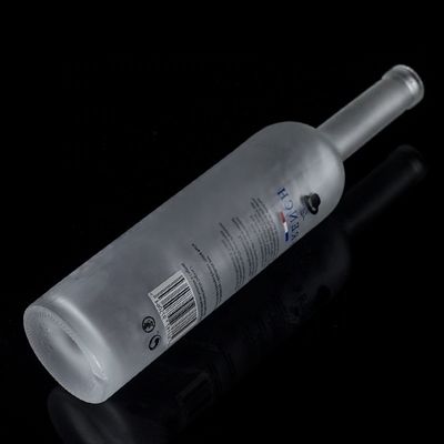 Κλασικό σχήμα 700 ml 750 ml παγωμένη ελαστική βότκα γυάλινο μπουκάλι για συσκευασία ποτών