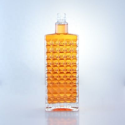 750 ml Φλιντ γυαλί Διαφανές τετράγωνο στρογγυλό μπουκάλι τζιν με βρόχο πάνω φινίρισμα και ελεύθερο σχέδιο