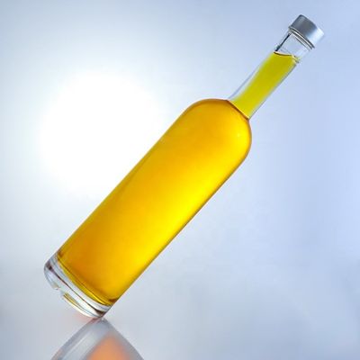 Προσαρμοσμένο λογότυπο 700ml 750ml High Flint Round Shape Glass Flask με επικάλυψη βίδες