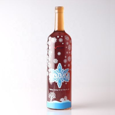 750 ml στρογγυλό σχήμα γυάλινο μπουκάλι βότκα με κάλυμμα φελλού και εξατομικευμένη επιφάνεια χειρισμού