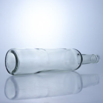 600 ml 750 ml 1000 ml Στρογγυλό σχήμα κενό μακρύ λαιμό γυάλινα μπουκάλια οινοπνεύματος για τζιν ρούμι μπράντι