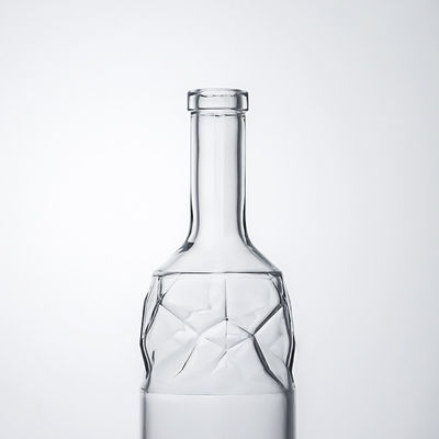 Επιφανειακή επεξεργασία Decal Custom Shape Embossed Glass Liquor Bottle για το Whisky Gin Rum
