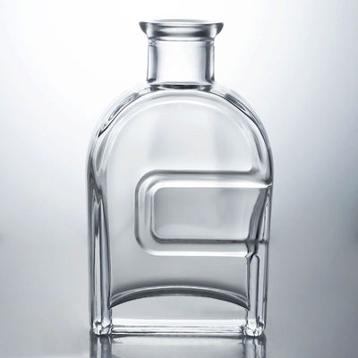 Προσαρμοσμένο μπουκάλι ποτού Squircle Glass για τζιν ρούμι Μπράντυ Βότκα και φελλό
