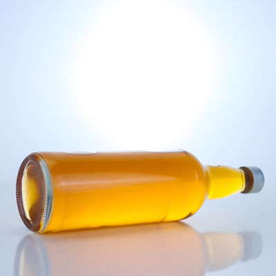 Προσαρμοσμένο 750 ml γυάλινο μπουκάλι με μοναδικό σχεδιασμό λαιμού και τύπου σφράγισης από φελλό