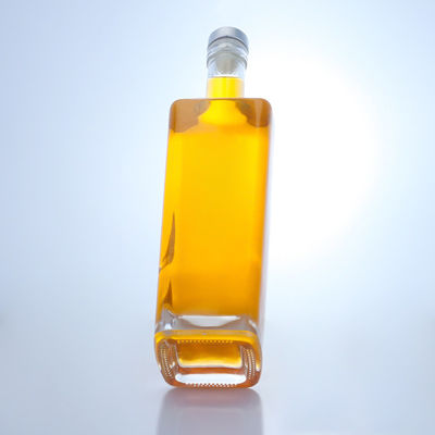 750 ml Custom Shape Glass Spirits Φιάλο για Μπράντυ Βότκα Ουίσκι Κορκ Top σε τετράγωνο σχήμα