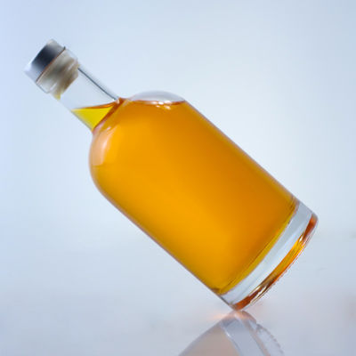Προσαρμοσμένο λογότυπο και κάλυμμα 750ml γυάλινο μπουκάλι για ρούμι τζιν βότκα Προσαρμοσμένο φελλό
