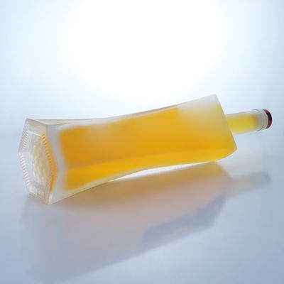 Βιομηχανικά 750 ml μπουκάλια αλκοόλ από γυαλί σε σχήμα κατά παραγγελία για οινοπνευματώδη προϊόντα