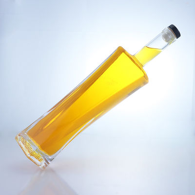 750 ml Έκταγωνικό υλικό Super Flint Cork Type Glass Flask για οινοπνευματώδη
