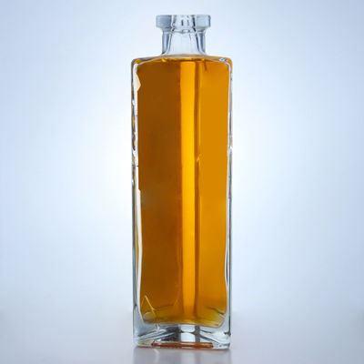 Προσαρμοσμένο καπάκι Super Flint Glass 750ml Τρίγωνο μπουκάλι για βότκα Ουίσκι Τζιν Ρουμ