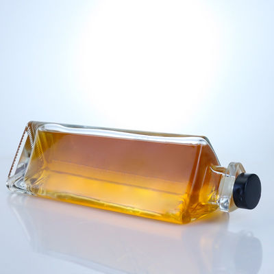 Προσαρμοσμένο καπάκι Super Flint Glass 750ml Τρίγωνο μπουκάλι για βότκα Ουίσκι Τζιν Ρουμ