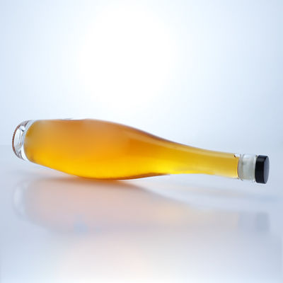 Υψηλή και λεπτή 500 ml/700 ml στρογγυλή μπουκάλι με φελλό με καθαρό ή προσαρμοσμένο χρώμα
