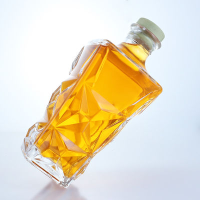 Μοναδικό σχεδιασμό 800ml γυάλινο μπουκάλι για μπύρα Τζιν Ρουμ Σαμπάνια Μπράντυ Ουίσκι Clear Flint