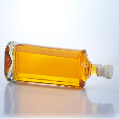 Προσαρμοσμένο λογότυπο 500 ml Διαυγές γυάλινο μπουκάλι για τζιν ρούμι Σαμπάνια Μπράντυ Ουίσκι Λικέρ