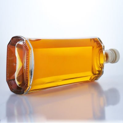 Προσαρμοσμένο λογότυπο 500 ml Διαυγές γυάλινο μπουκάλι για τζιν ρούμι Σαμπάνια Μπράντυ Ουίσκι Λικέρ
