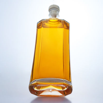 Προσαρμοσμένο λογότυπο 500 ml Διαυγές γυάλινο μπουκάλι για τζιν ρούμι Σαμπάνια Μπράντυ Ουίσκι Λικέρ