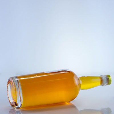 Προσαρμοσμένο λογότυπο 750 ml Διαυγές γυάλινο μπουκάλι για τζιν ρούμι σαμπάνια