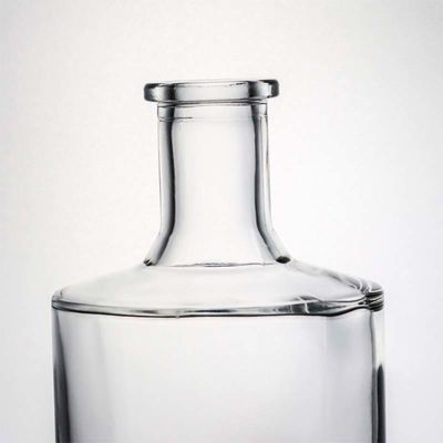 Διαυγές ή προσαρμοσμένο στρογγυλό 750 ml 1000 ml γυάλινο μπουκάλι με ξύλινο φελλό για ουίσκι