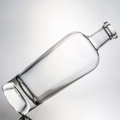 Προσαρμοσμένο λογότυπο 700ml 1000ml Clear Flint Gin Rum Champagne Liquor γυάλινο μπουκάλι με φελλό