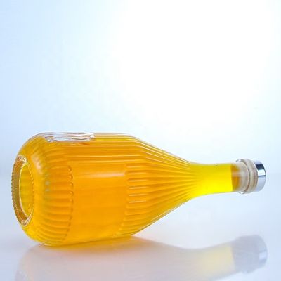 Φλιντ γυαλί 500ml 750ml 1000ml Ειδικό σχήμα μπουκάλι ουίσκι βότκα με προσαρμοσμένο λογότυπο