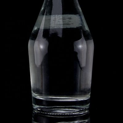 Καυτό Στάμπλινγκ Προσαρμοσμένο 700ml 750ml γυάλινο μπουκάλι για Ουίσκι Τζιν Βότκα Ρουμ Λικέρ