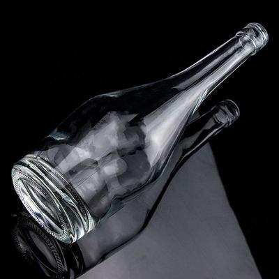 Καυτό Στάμπλινγκ Προσαρμοσμένο 700ml 750ml γυάλινο μπουκάλι για Ουίσκι Τζιν Βότκα Ρουμ Λικέρ