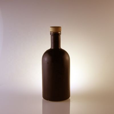 500 ml 750 ml κενό γυάλινο μπουκάλι με φελλό προσαρμοσμένο βερνίκι Βότκα Τεκίλα Λικέρ