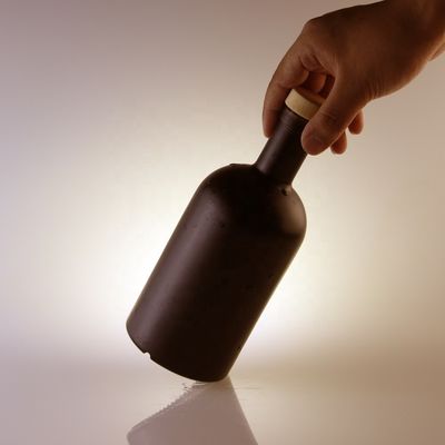 500 ml 750 ml κενό γυάλινο μπουκάλι με φελλό προσαρμοσμένο βερνίκι Βότκα Τεκίλα Λικέρ