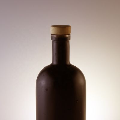 500 ml 750 ml κενό γυάλινο μπουκάλι με φελλό προσαρμοσμένο βερνίκι Βότκα Τεκίλα Λικέρ