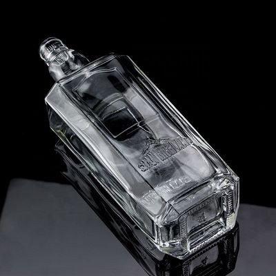 750 ml 75cl Super Flint Square Embossed Glass Flask με βιδωτό καπάκι Ρουμ Βότκα Ουίσκι