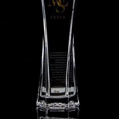 Μοναδικό 750ml Square Shoulder Super Flint γυάλινο μπουκάλι με φελλό για Ρουμ Βότκα Ουίσκι